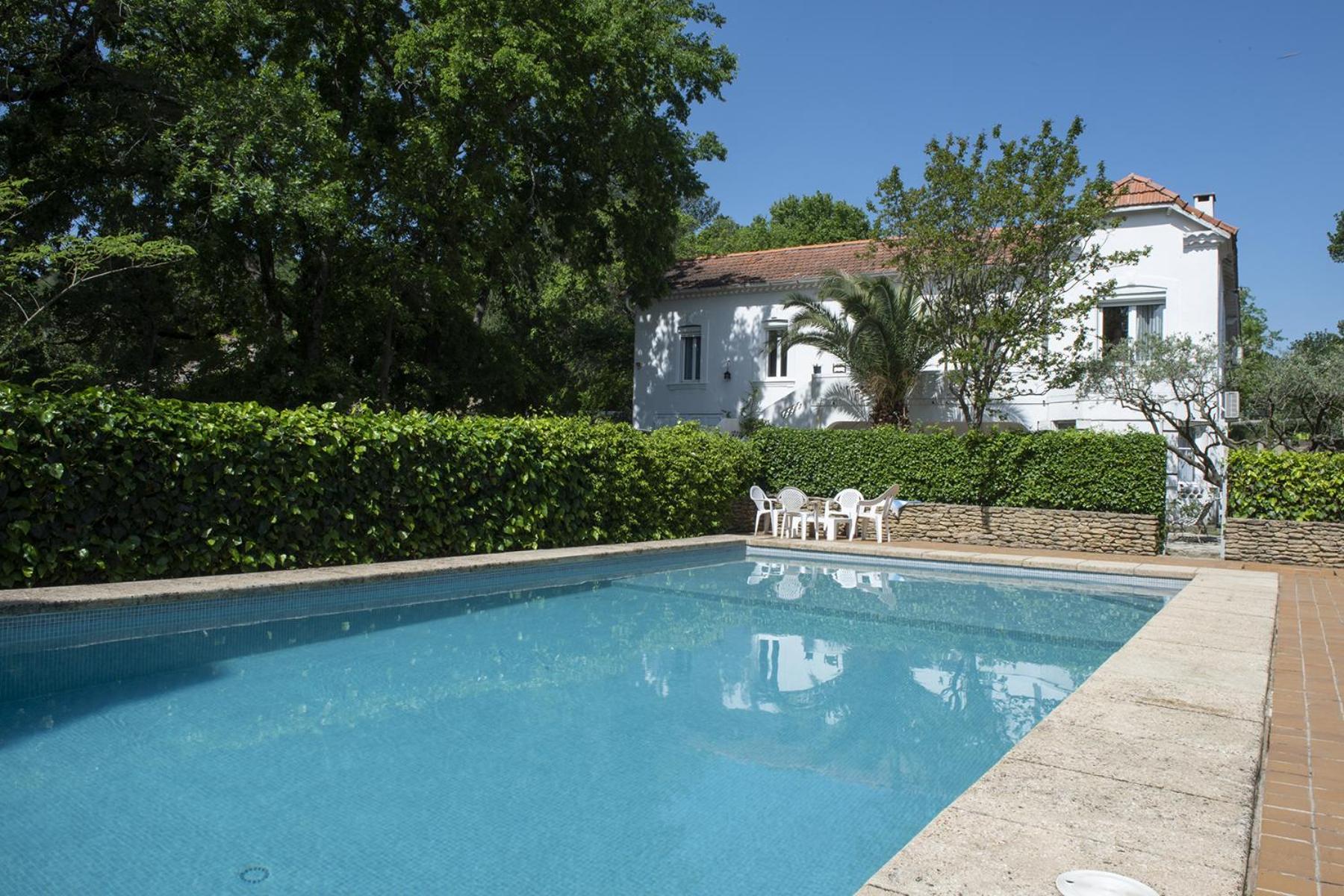 La Villa Plaisance - Maison Et Chambres D Hotes A Proximite De Chateaneuf-Du-Pape Bédarrides Extérieur photo